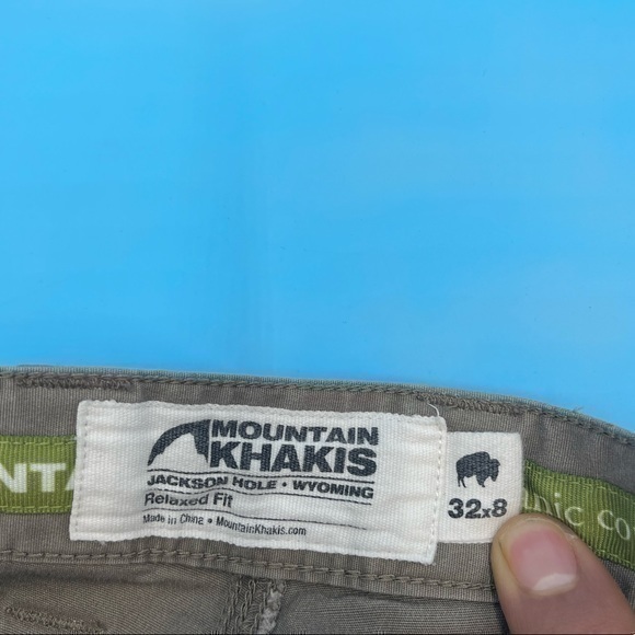 Mountain Khakis - Organic Cotton shorts - Like new - Picture 3 of 3